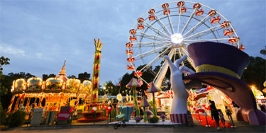 De la Miramagica la Santa's Land: reinventarea industriei parcurilor de distracții din România.